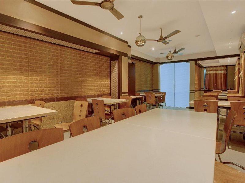 Hotel Tiruchendur Mani Iyer Пални Экстерьер фото
