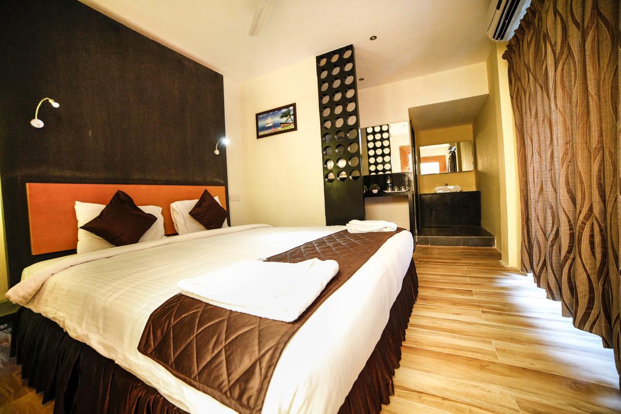 Hotel Tiruchendur Mani Iyer Пални Экстерьер фото
