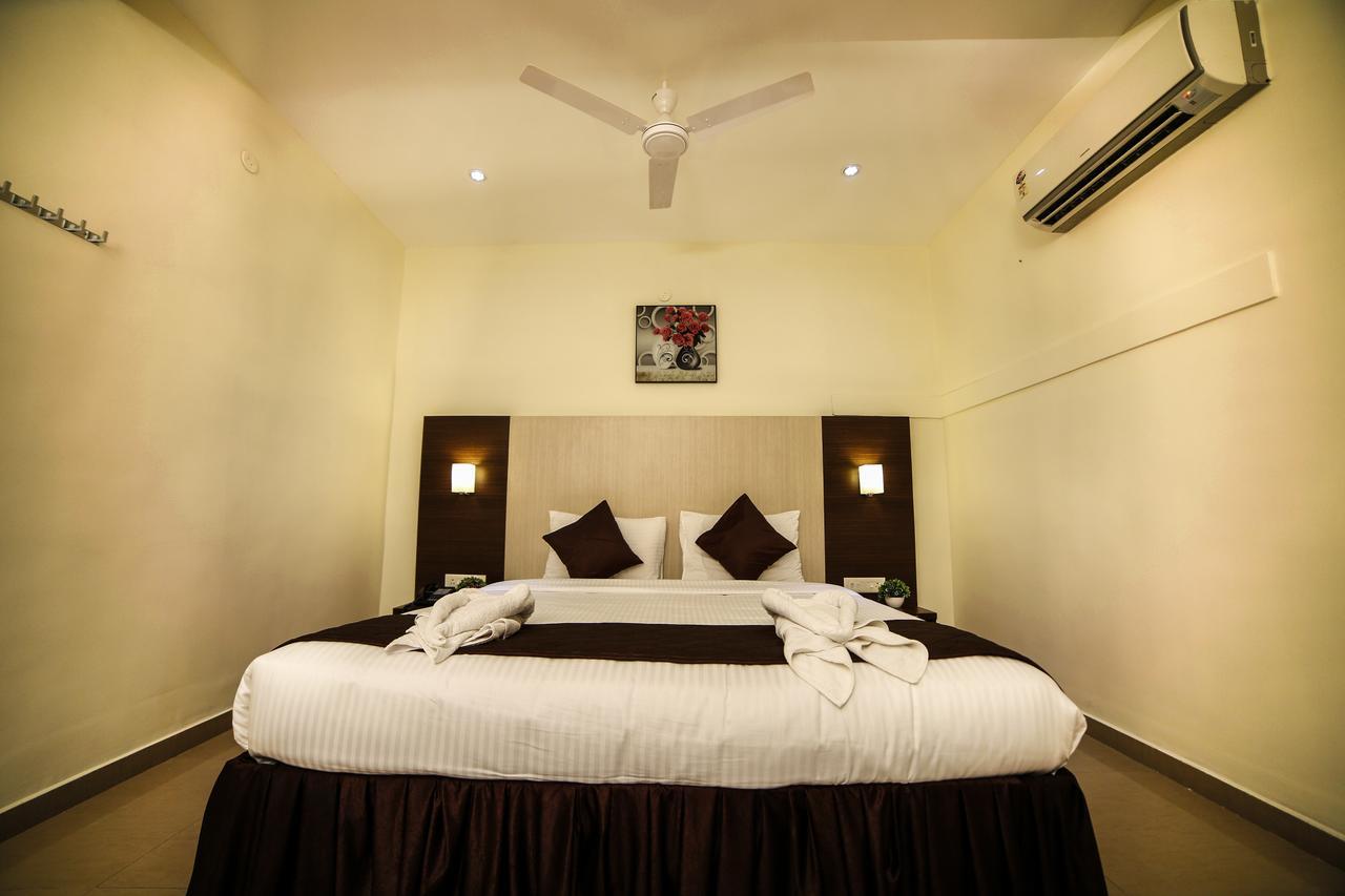 Hotel Tiruchendur Mani Iyer Пални Экстерьер фото